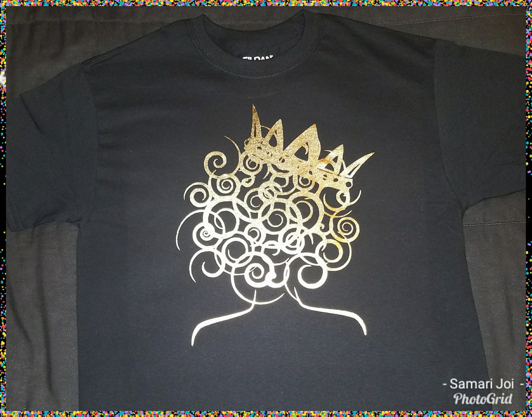 Curly Queen Tee